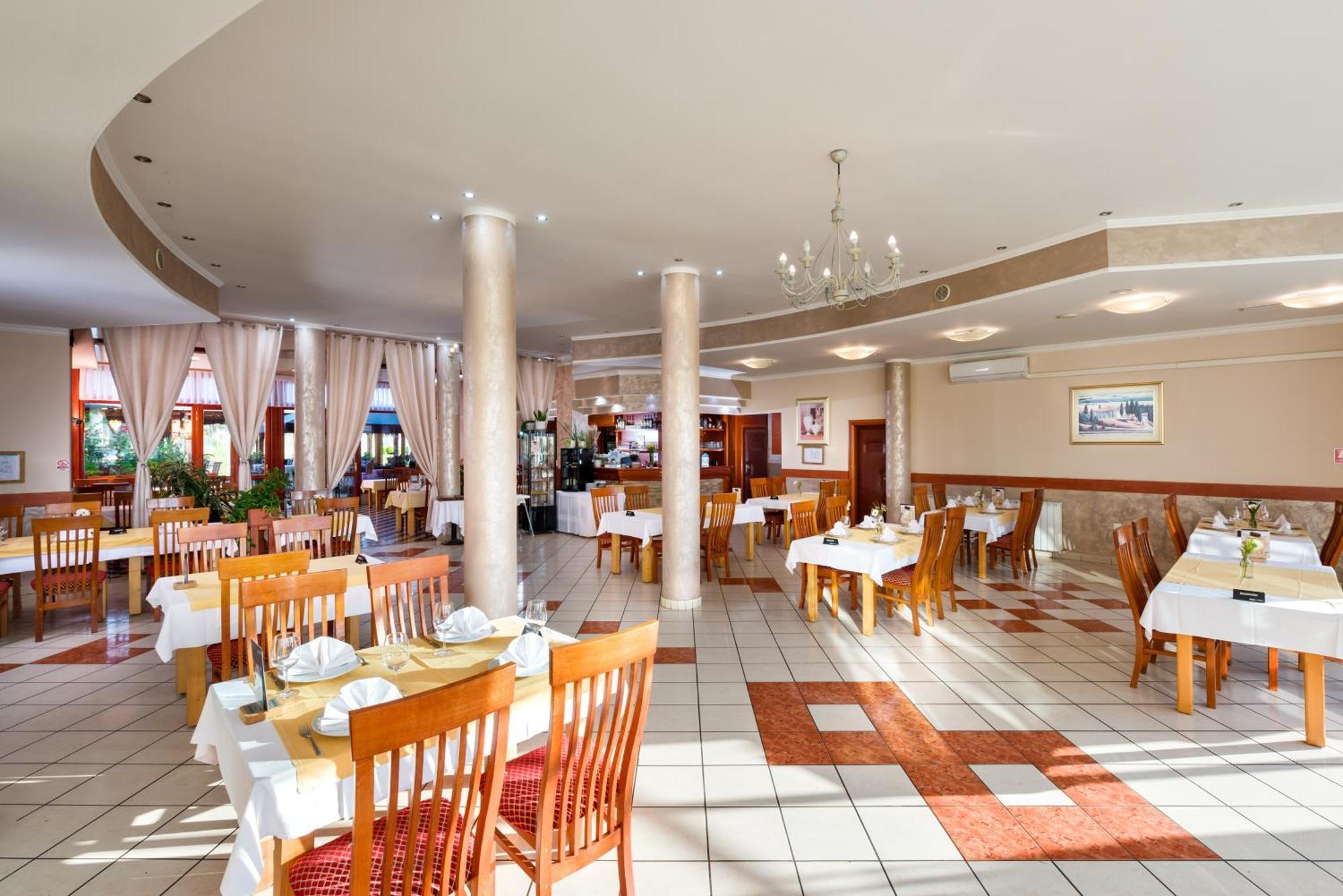 B&B Restoran Bosiljevo Exterior foto